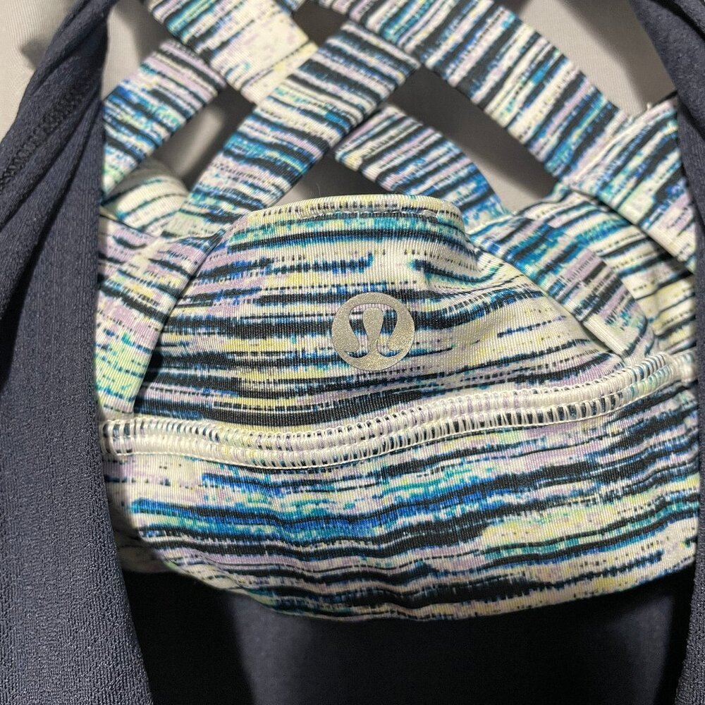 EUC Lululemon Ready & Go Tank Inkwell Blurry Belle Multi Women's 6 built in bra - Picture 7 of 10